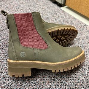 Women’s Timberland Boots Size 7.5